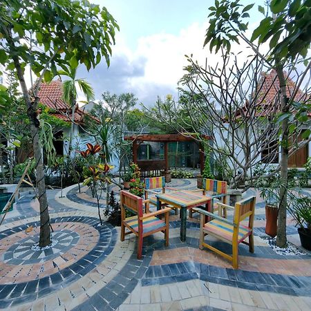 The Satu Stay Kayen Kejayan Exterior photo